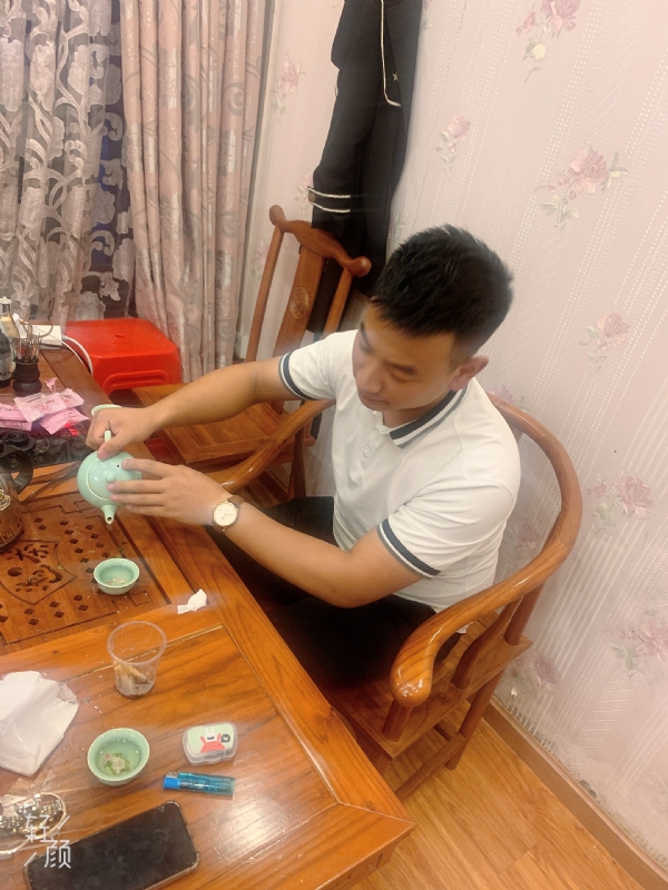 古有风琴的第一张照片--信阳相亲服务中心
