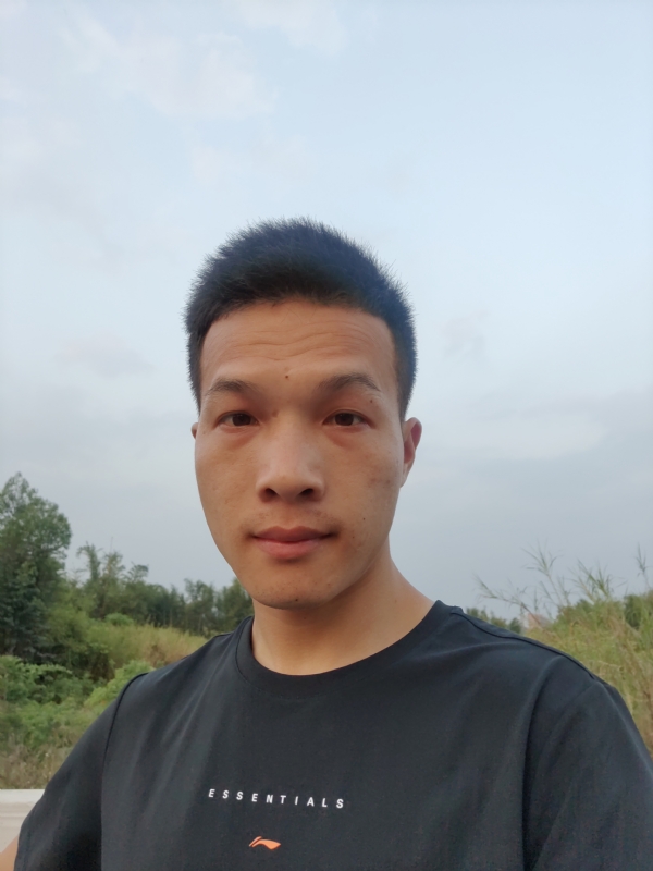 大龙的第一张照片--信阳相亲服务中心