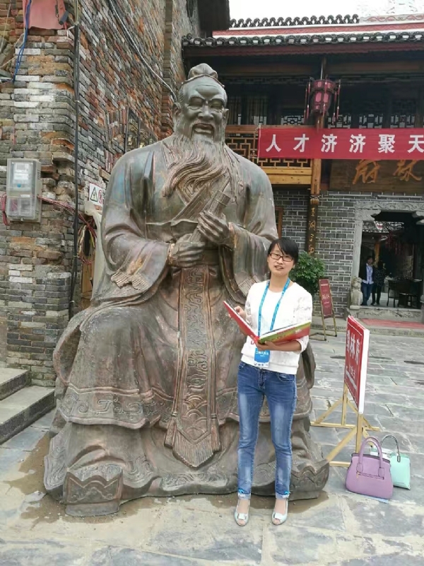 过眼云烟的第四张照片--信阳相亲服务中心