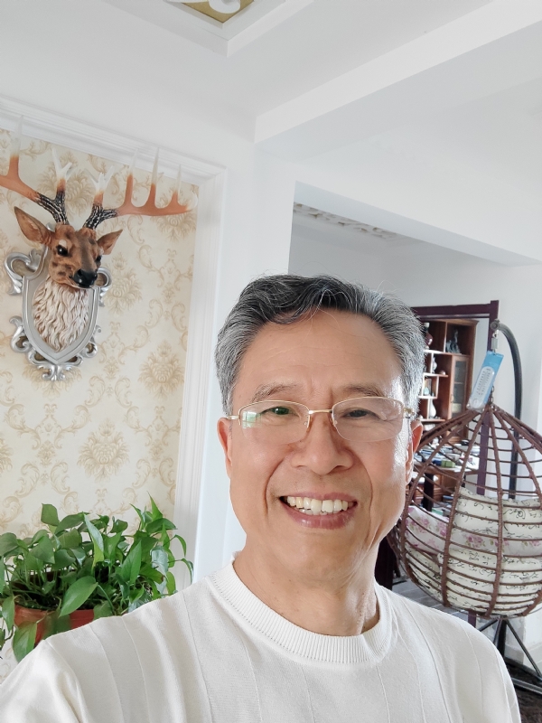 坐看云起时的第四张照片--信阳相亲服务中心