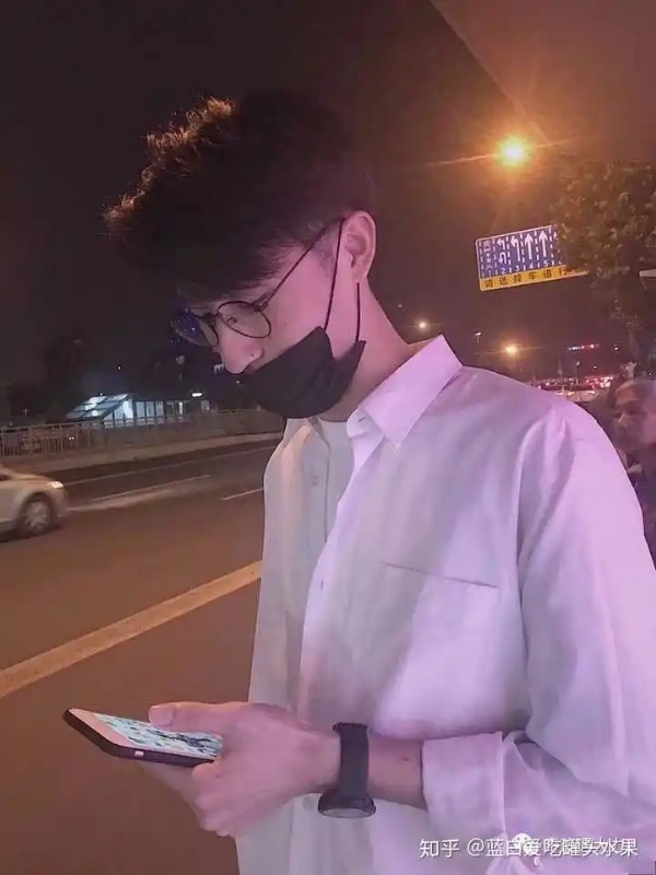 情圣的第二张照片--信阳相亲服务中心