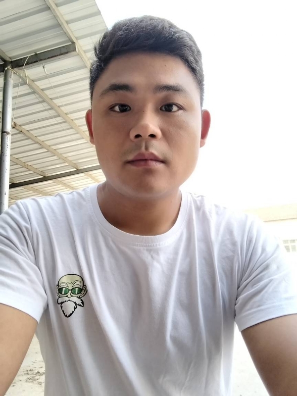 高大威武的第一张照片--信阳相亲服务中心