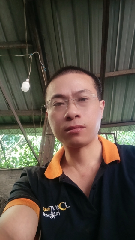 一个人好难的第一张照片--信阳相亲服务中心