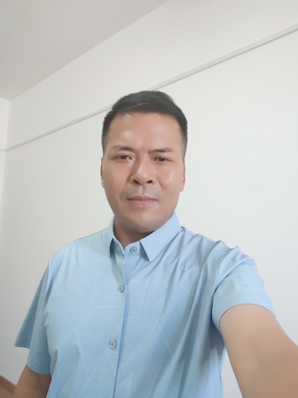 牵挂的第一张照片--信阳相亲服务中心