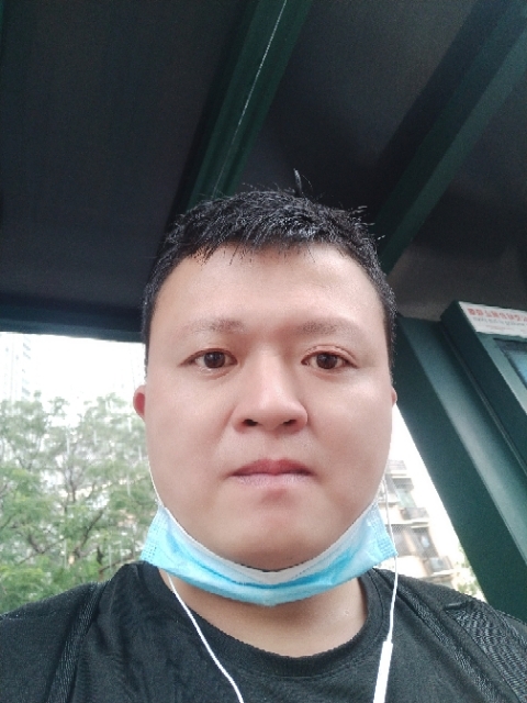 李生的第一张照片--信阳相亲服务中心