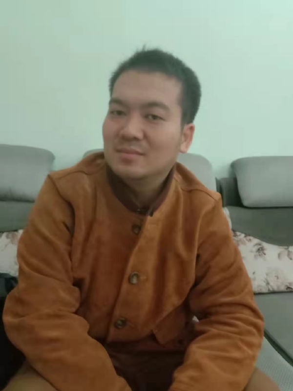 艺民的第一张照片--信阳相亲服务中心