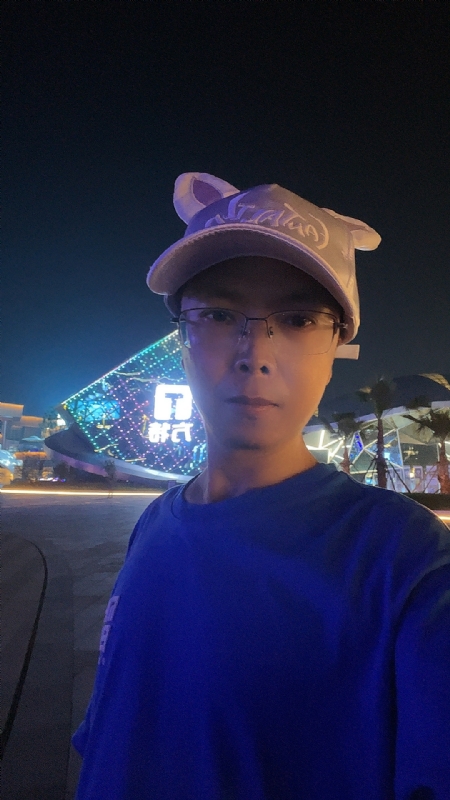 富贵使我们相遇的第一张照片--信阳相亲服务中心
