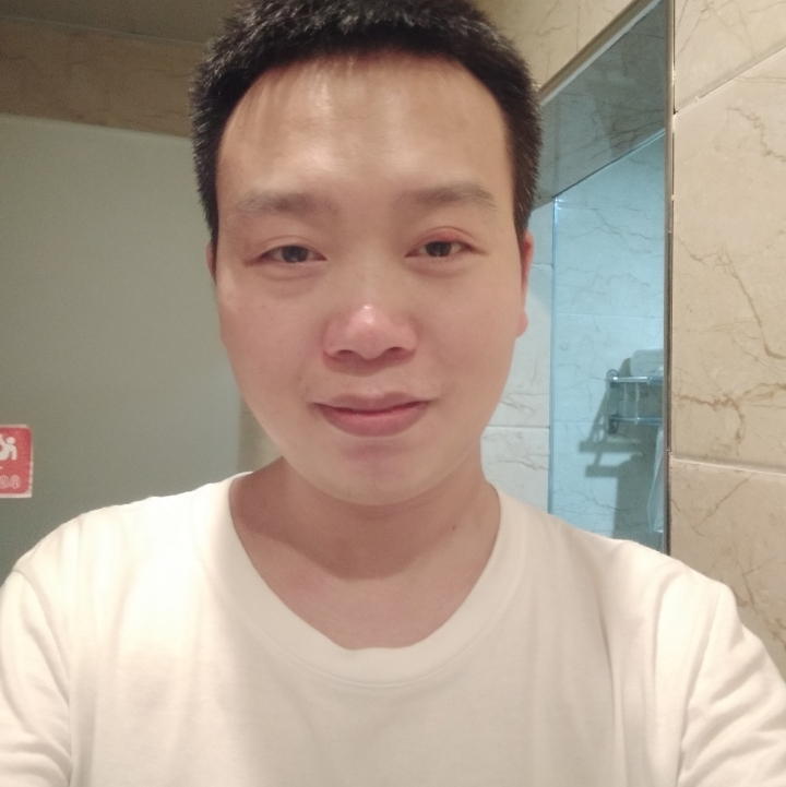 杯中酒的第一张照片--信阳相亲服务中心