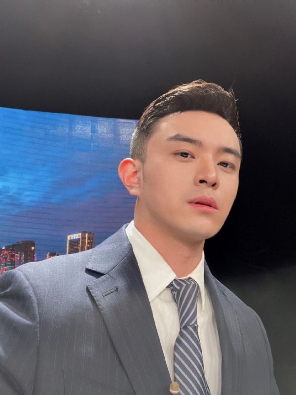 韩哥的第二张照片--信阳相亲服务中心