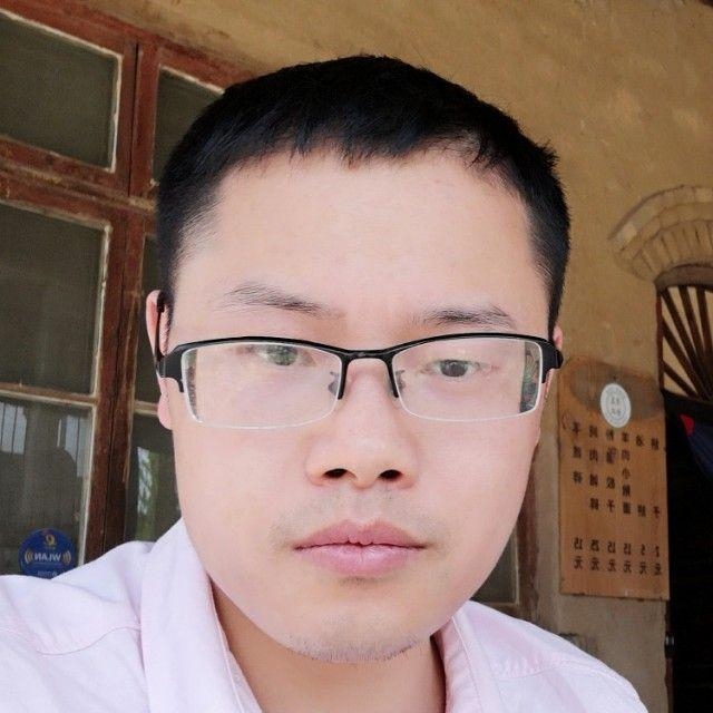 碌心待转的第一张照片--信阳相亲服务中心