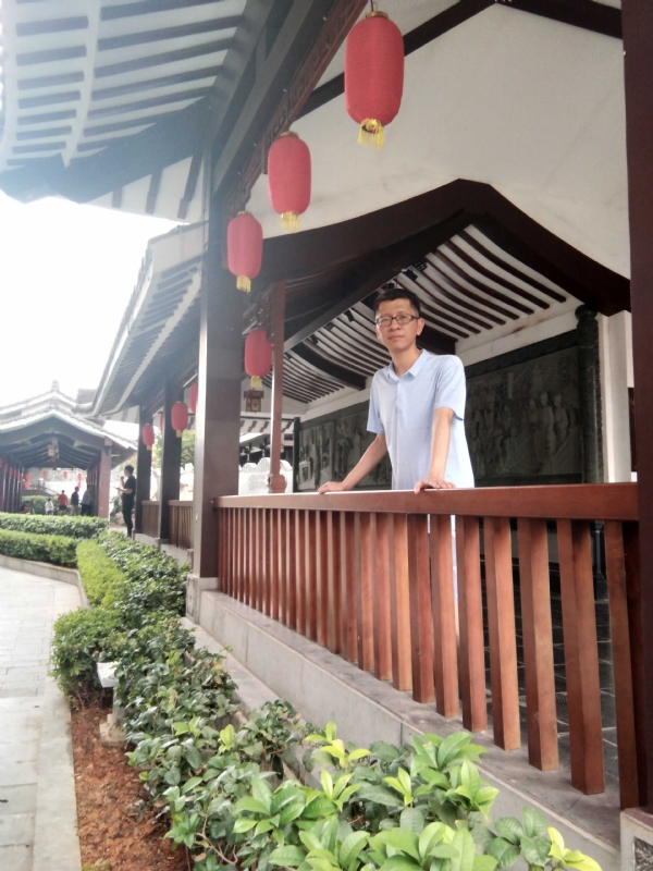 lijian的第一张照片--信阳相亲服务中心