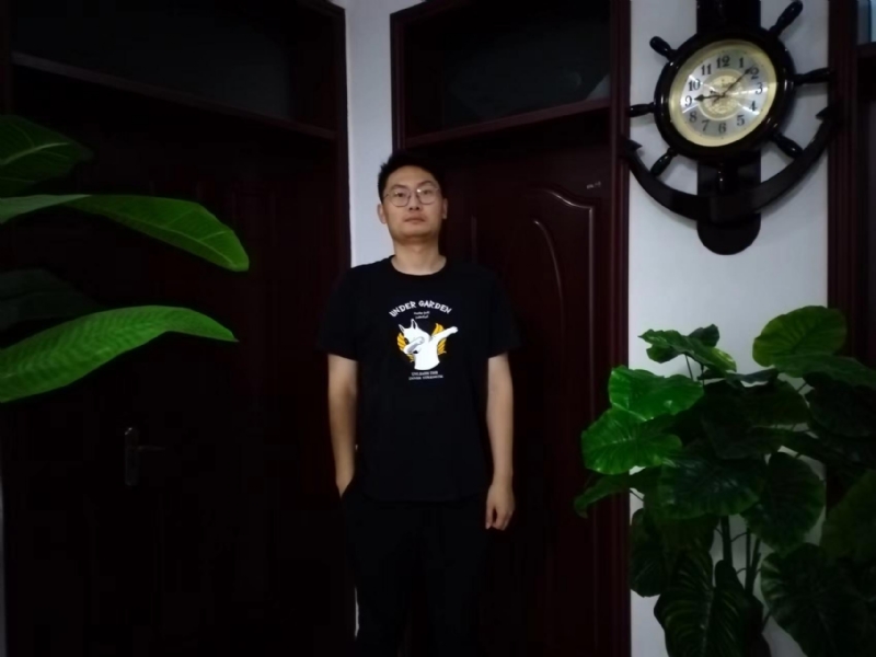 真诚交友的第一张照片--信阳相亲服务中心