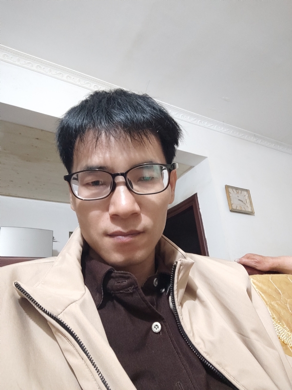 杨一凡的第一张照片--信阳相亲服务中心