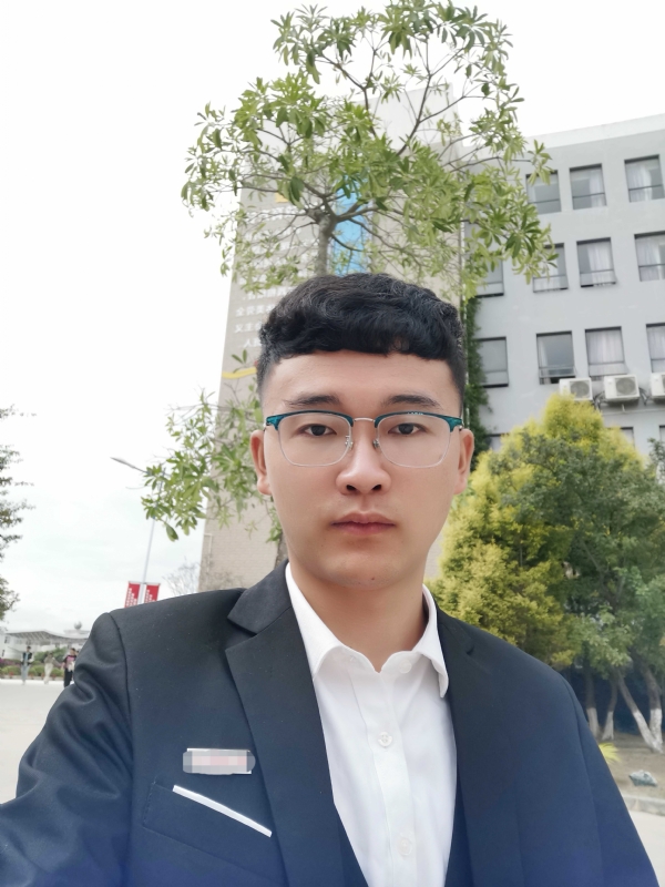 毓文的第一张照片--信阳相亲服务中心