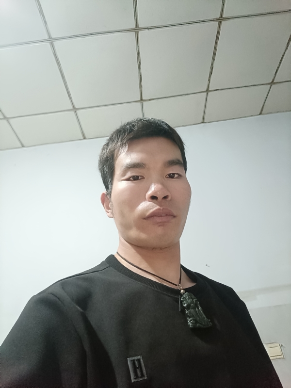 小松(11)的第一张照片--信阳相亲服务中心