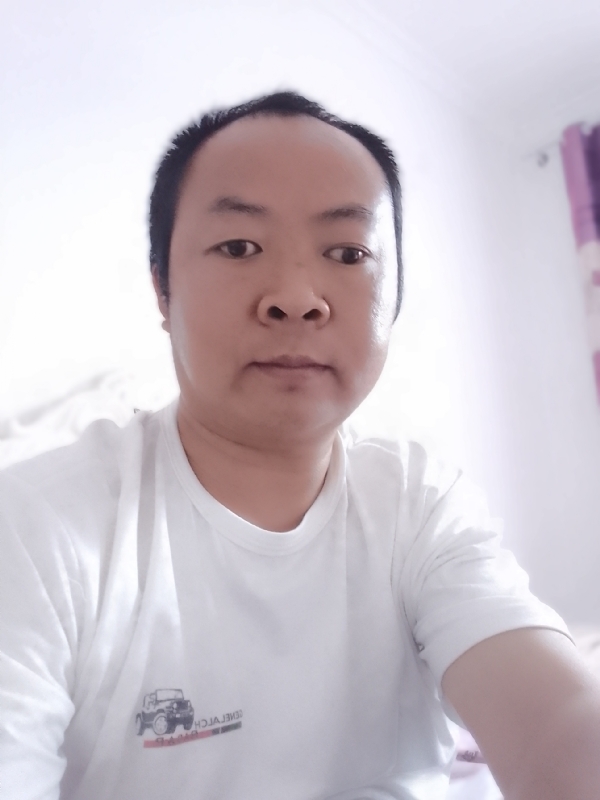 张家小伙子的第四张照片--信阳相亲服务中心