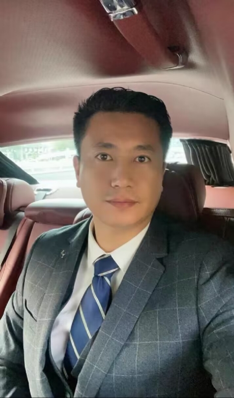 小张的第二张照片--信阳相亲服务中心