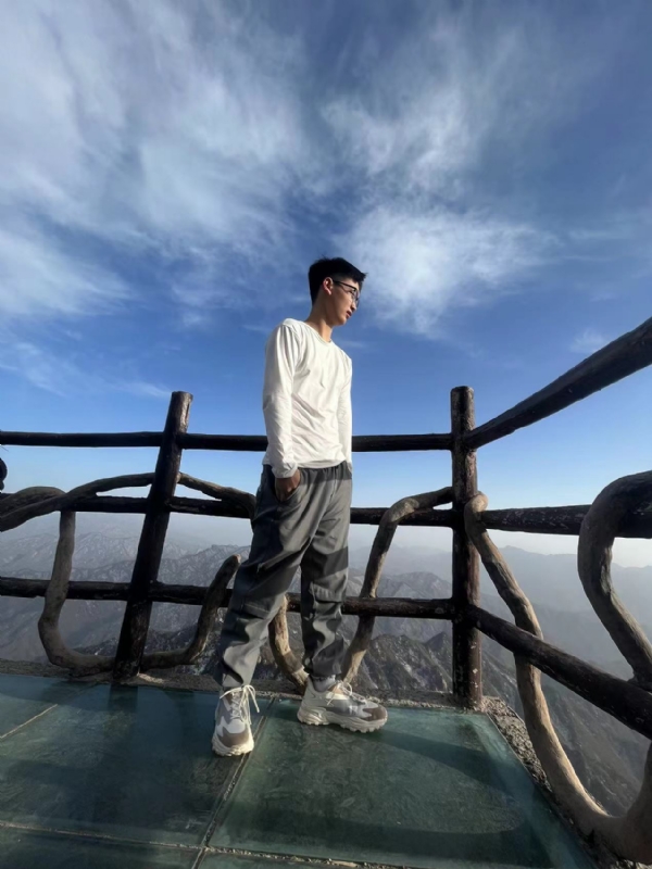 怜ぁ熙的第一张照片--信阳相亲服务中心