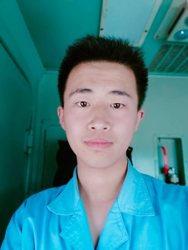 生而为人的第一张照片--信阳相亲服务中心