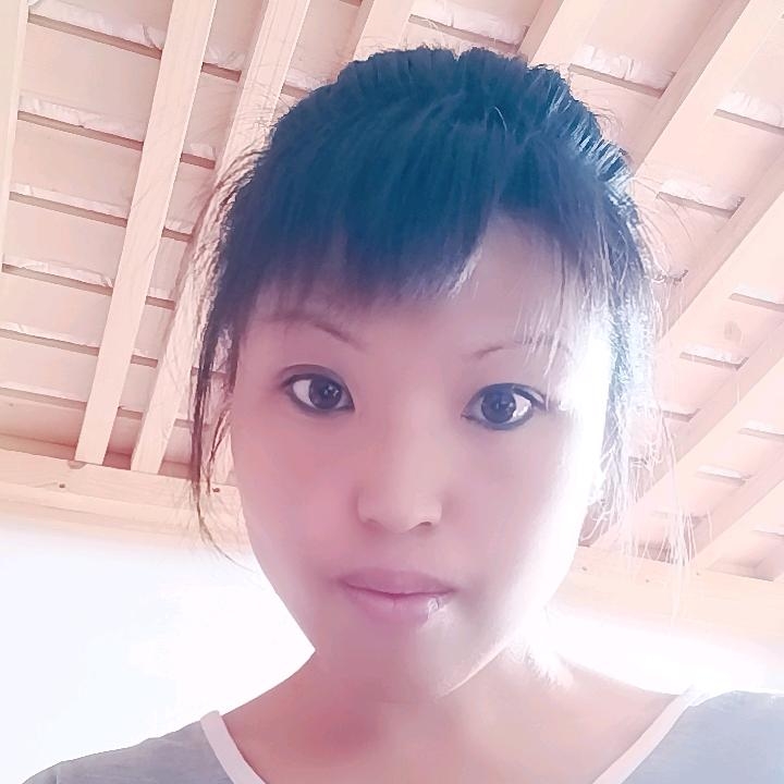 Lily的第一张照片--信阳相亲服务中心