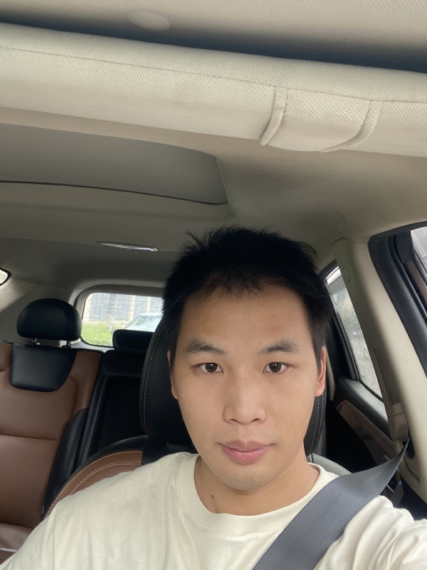 我兜兜里有糖的第二张照片--信阳相亲服务中心