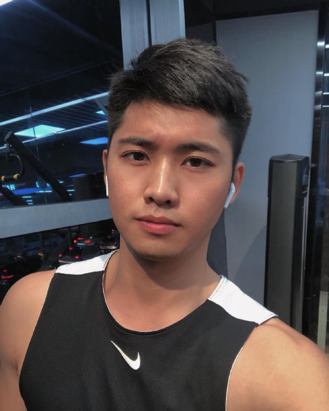 林毅的第一张照片--信阳相亲服务中心