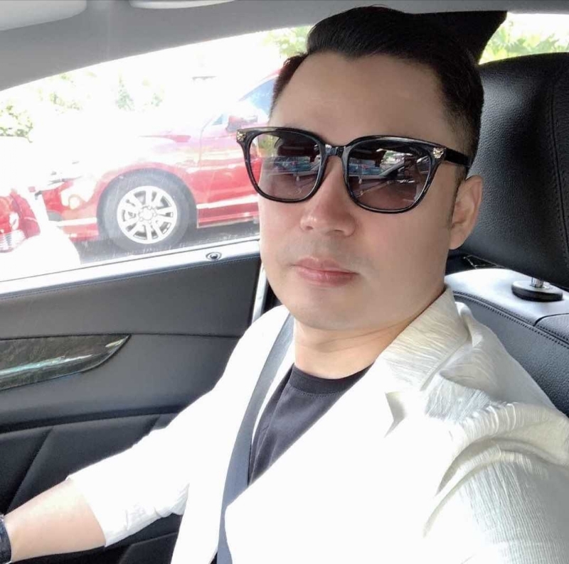 佳缘的第一张照片--信阳相亲服务中心