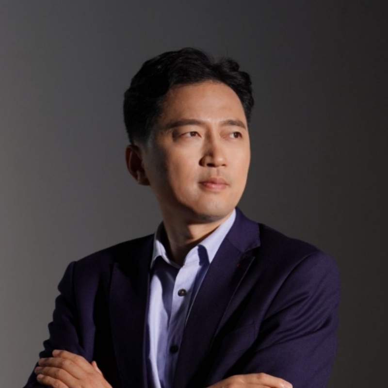 诗与远方的第一张照片--信阳相亲服务中心