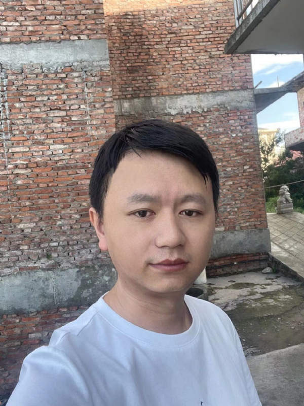 行人的第一张照片--信阳相亲服务中心