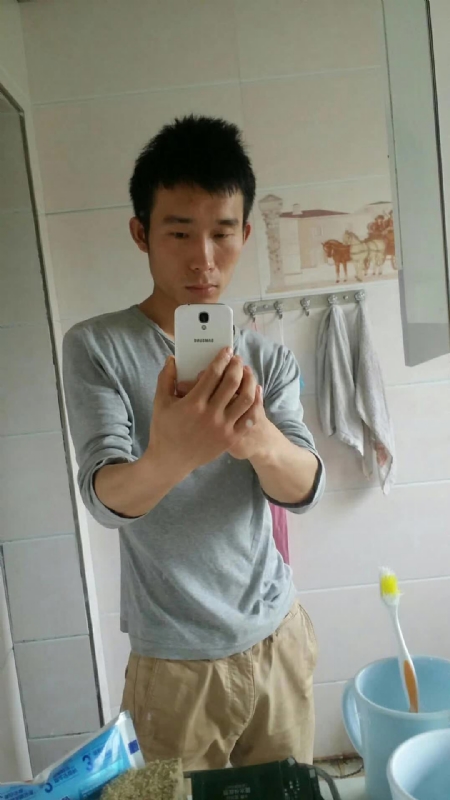 蔚蓝天空的第一张照片--信阳相亲服务中心