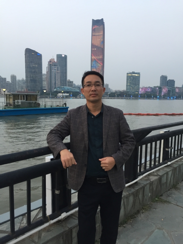 风月无边的第一张照片--信阳相亲服务中心
