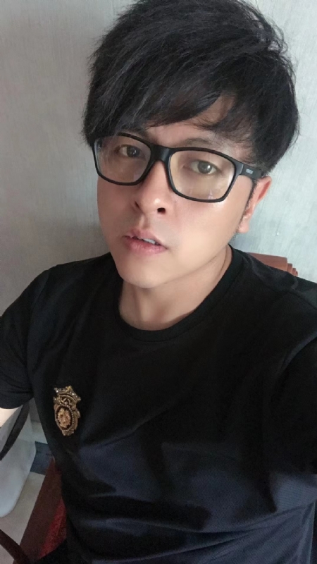 爱你永远不容易的第一张照片--信阳相亲服务中心