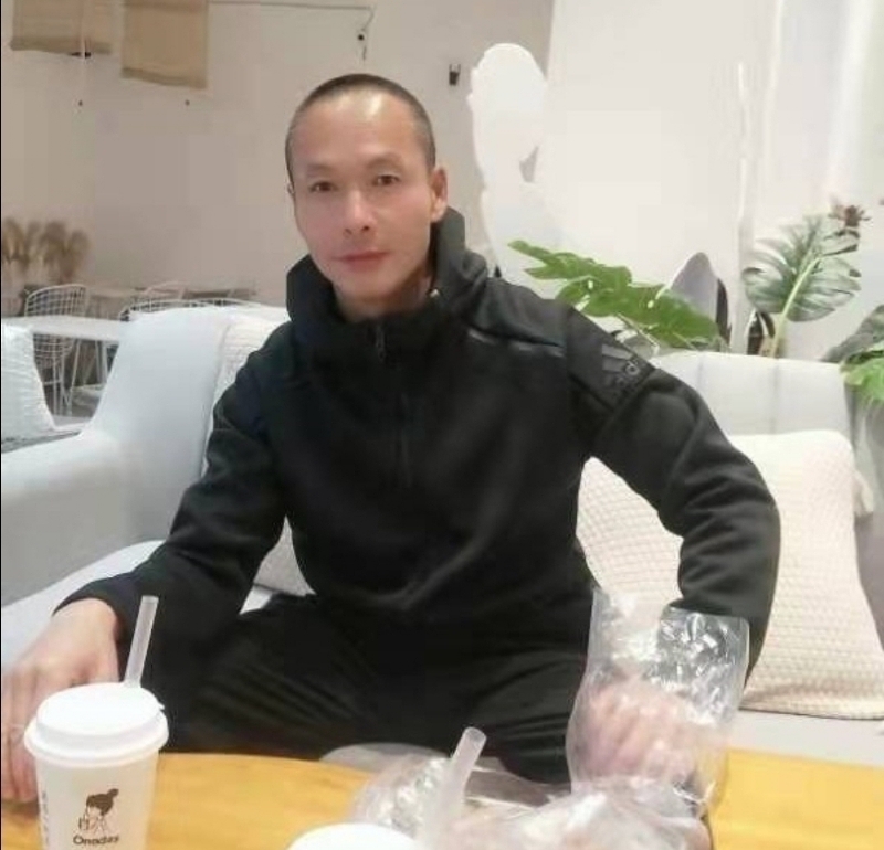 春满的第一张照片--信阳相亲服务中心