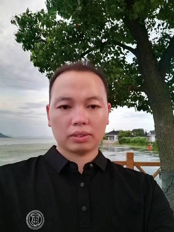 一起说晚安的第一张照片--信阳相亲服务中心