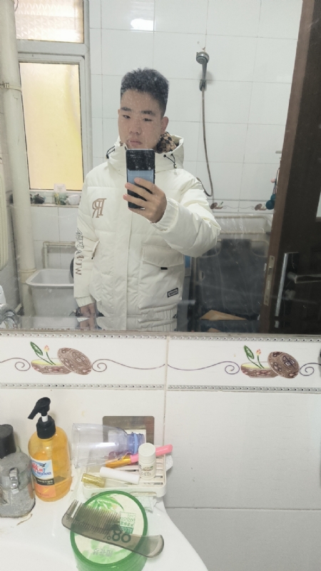 小李的第一张照片--信阳相亲服务中心