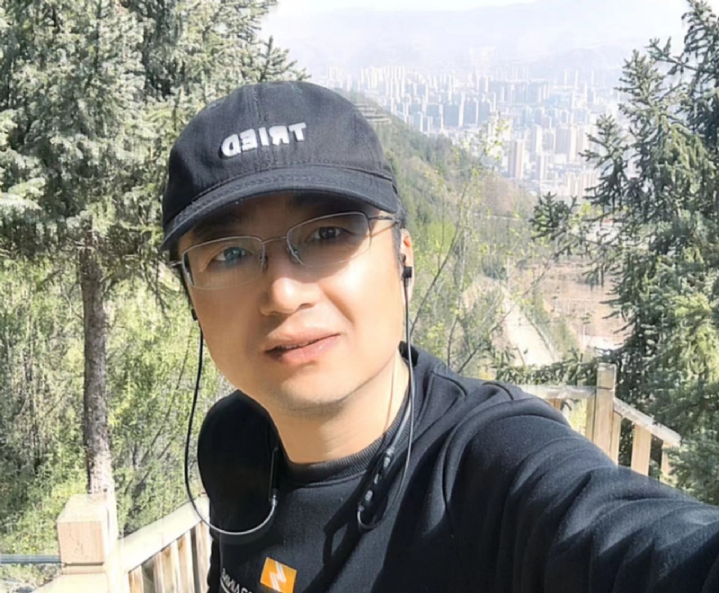 磐石的第一张照片--信阳相亲服务中心