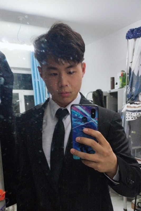 景湛的第一张照片--信阳相亲服务中心