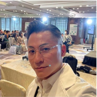 Monkey的第二张照片--信阳相亲服务中心
