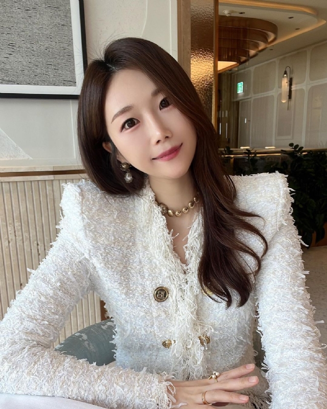 惠然的第一张照片--信阳相亲服务中心