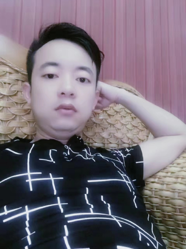 恋上一座城的第一张照片--信阳相亲服务中心