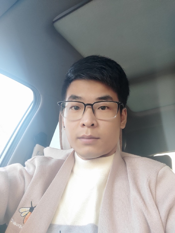 小奕的第一张照片--信阳相亲服务中心