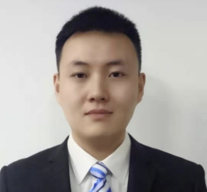 英俊潇洒的第一张照片--信阳相亲服务中心