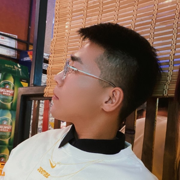 yang的第一张照片--信阳相亲服务中心