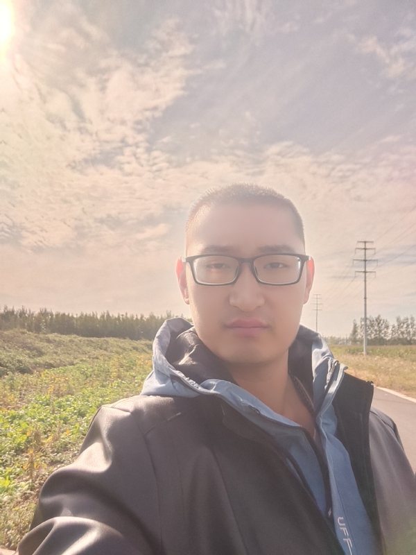 温暖胸膛的第一张照片--信阳相亲服务中心