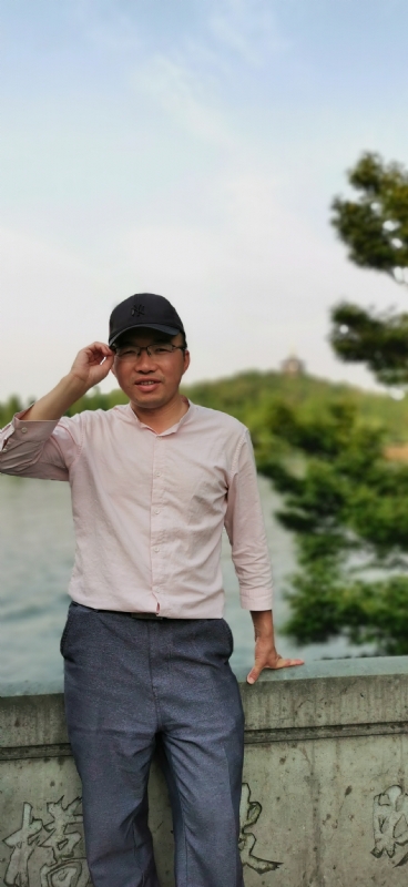 大叔有点忙的第三张照片--信阳相亲服务中心