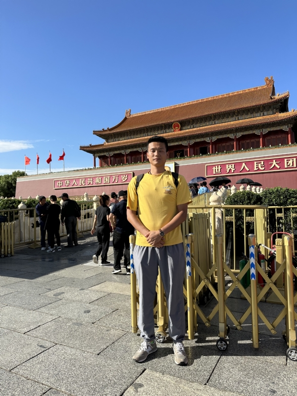 莫过于的第一张照片--信阳相亲服务中心