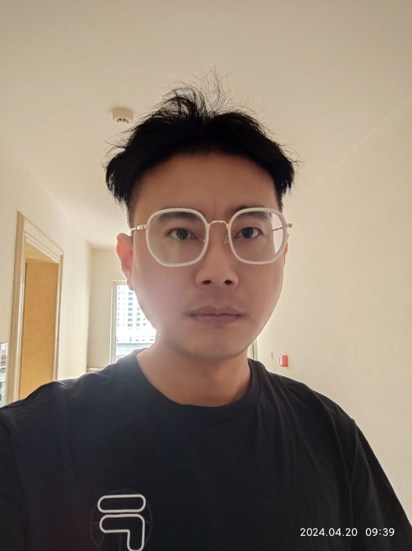 信带小李的第一张照片--信阳相亲服务中心