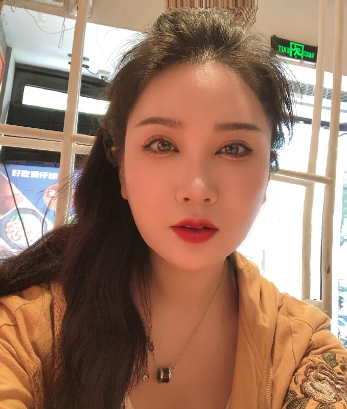 琳达的第二张照片--信阳相亲服务中心