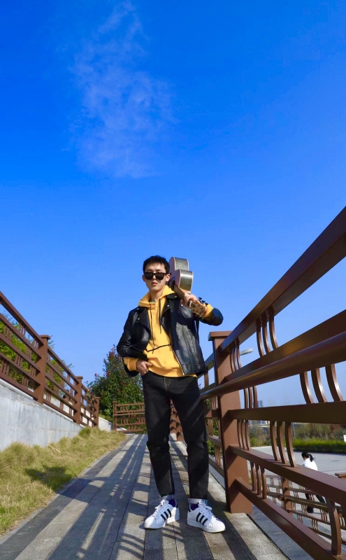 南子的第一张照片--信阳相亲服务中心
