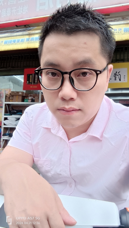 黑鹰的第二张照片--信阳相亲服务中心